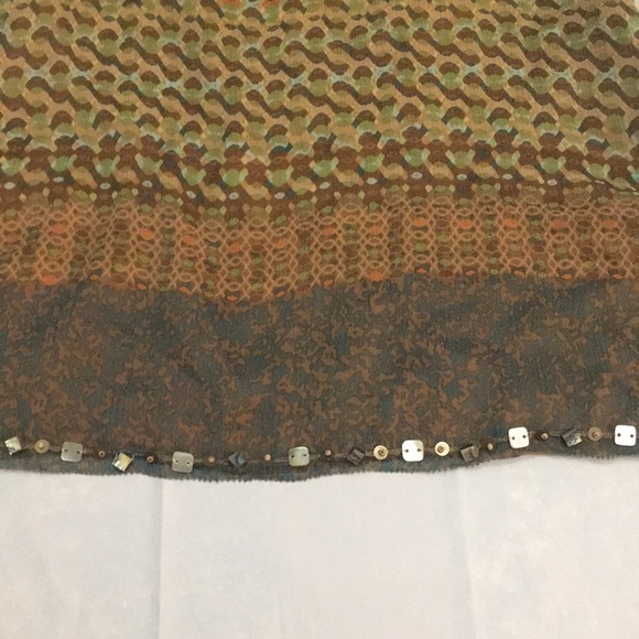 Shirt - Picture 3 of 4